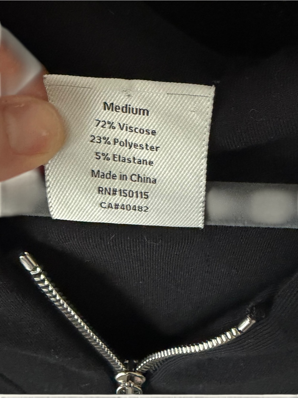 Varley Sally half zip Black size medium - Picture 6 of 6